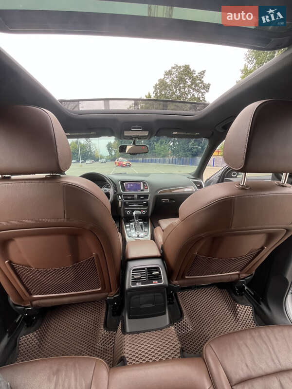 Позашляховик / Кросовер Audi Q5 2015 в Тернополі