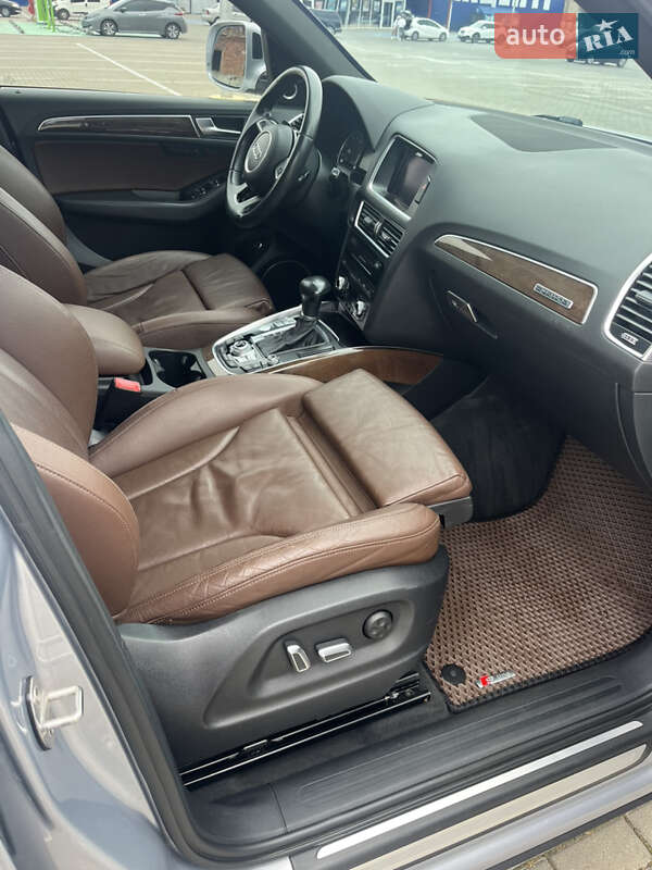 Позашляховик / Кросовер Audi Q5 2015 в Тернополі