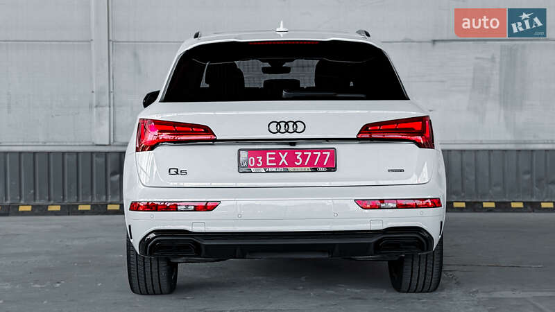 Позашляховик / Кросовер Audi Q5 2023 в Рівному