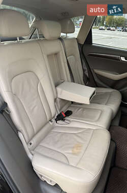 Позашляховик / Кросовер Audi Q5 2011 в 