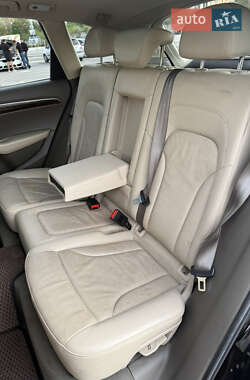 Позашляховик / Кросовер Audi Q5 2011 в 