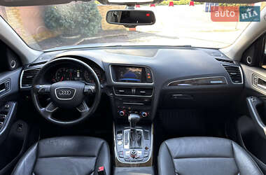 Позашляховик / Кросовер Audi Q5 2012 в 