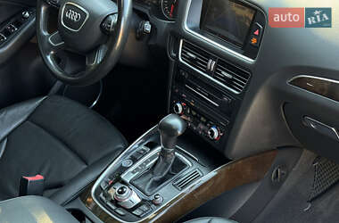 Позашляховик / Кросовер Audi Q5 2012 в 