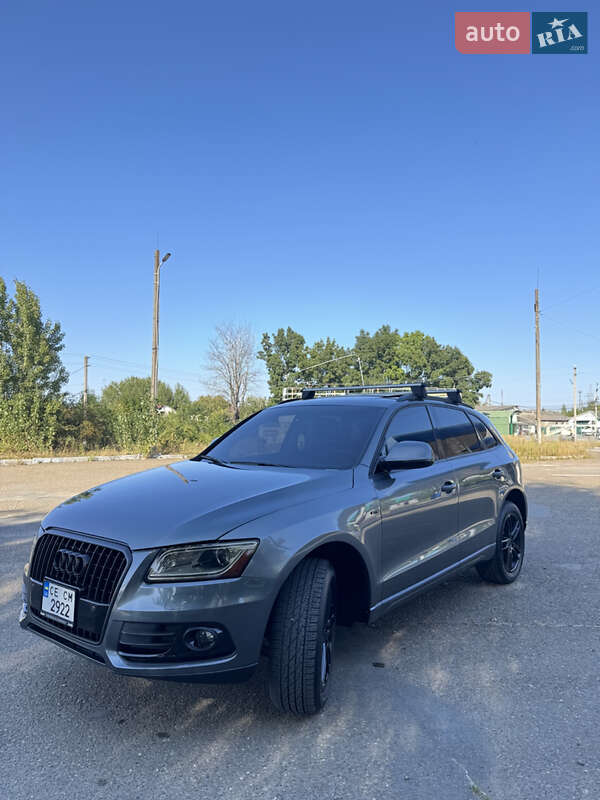 Внедорожник / Кроссовер Audi Q5 2015 в Новоселице