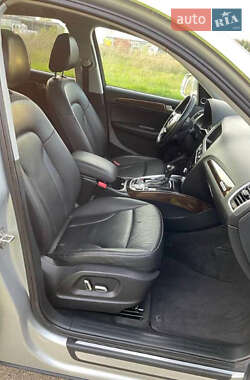 Внедорожник / Кроссовер Audi Q5 2015 в 