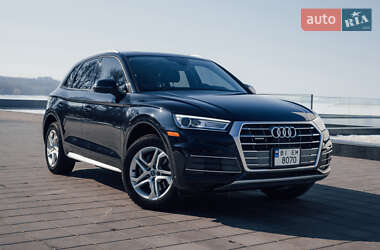 Внедорожник / Кроссовер Audi Q5 2017 в 
