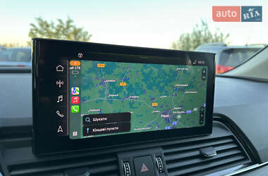 Позашляховик / Кросовер Audi Q5 2023 в 