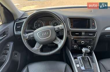 Позашляховик / Кросовер Audi Q5 2015 в 