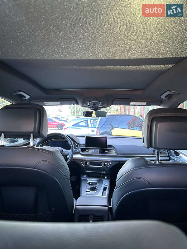 Позашляховик / Кросовер Audi Q5 2020 в Києві фото 12 Позашляховик / Кросовер Audi Q5 2020 в Києві