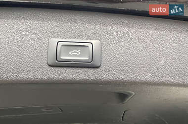 Позашляховик / Кросовер Audi Q5 2014 в 
