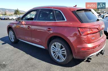 Внедорожник / Кроссовер Audi Q5 2018 в 