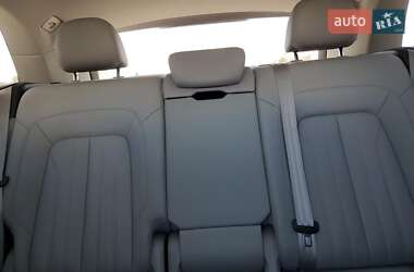 Внедорожник / Кроссовер Audi Q5 2018 в 