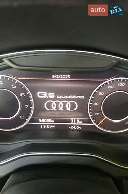 Внедорожник / Кроссовер Audi Q5 2018 в 