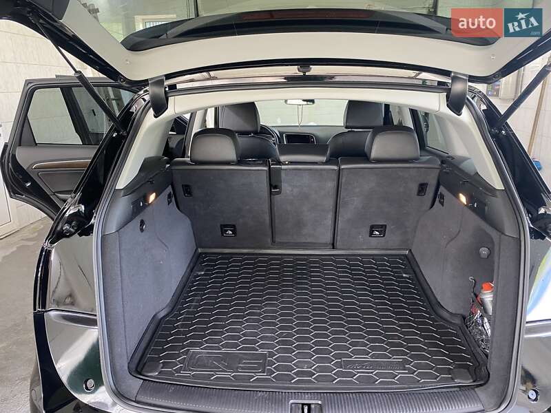 Внедорожник / Кроссовер Audi Q5 2016 в Кривом Роге