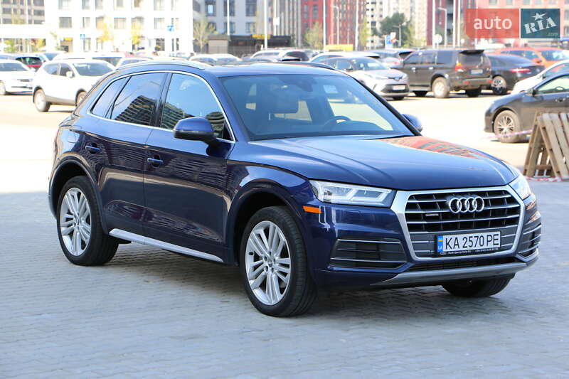Внедорожник / Кроссовер Audi Q5 2018 в Киеве