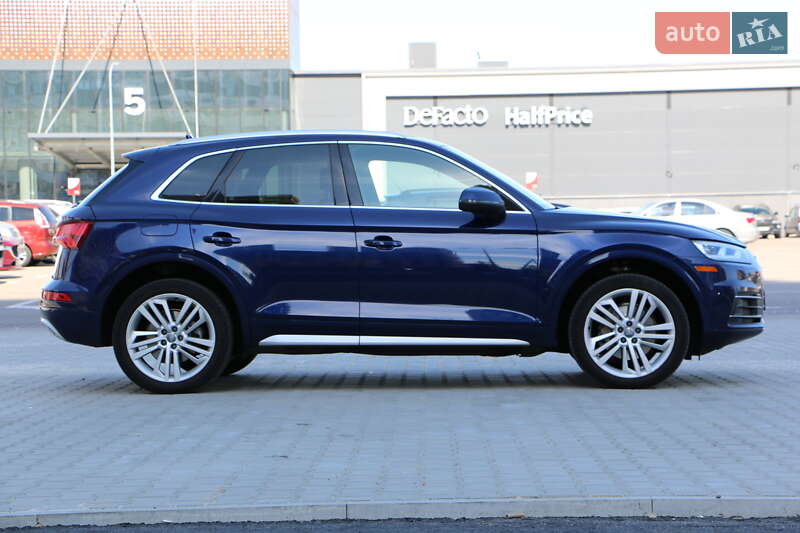 Внедорожник / Кроссовер Audi Q5 2018 в Киеве