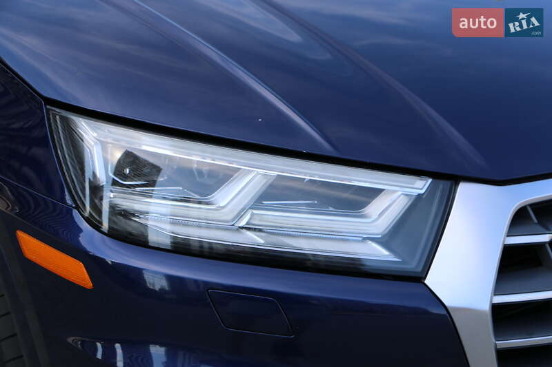 Внедорожник / Кроссовер Audi Q5 2018 в Киеве