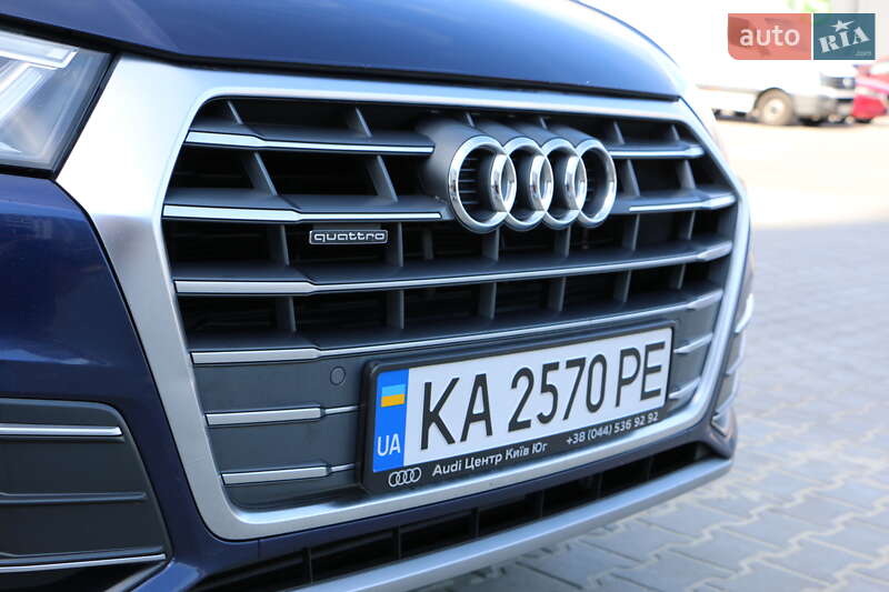 Внедорожник / Кроссовер Audi Q5 2018 в Киеве