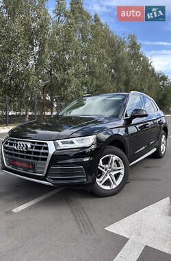 Позашляховик / Кросовер Audi Q5 2018 в Білогородці
