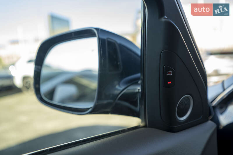 Позашляховик / Кросовер Audi Q5 2015 в Києві