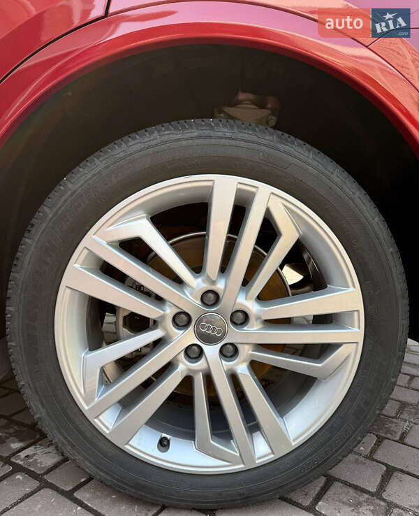 Внедорожник / Кроссовер Audi Q5 2017 в Запорожье