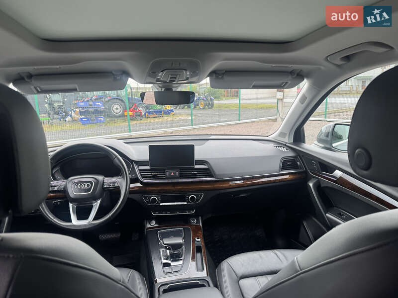 Внедорожник / Кроссовер Audi Q5 2018 в Луцке