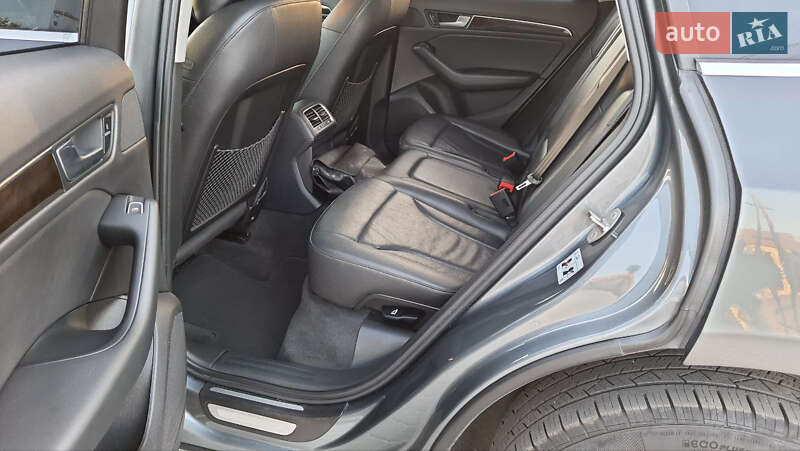 Внедорожник / Кроссовер Audi Q5 2013 в Кременчуге