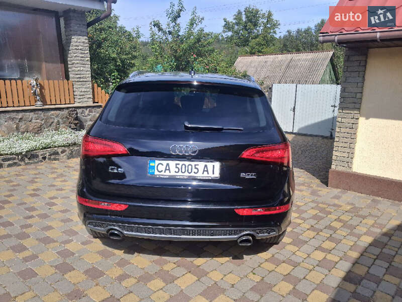 Позашляховик / Кросовер Audi Q5 2012 в Черкасах