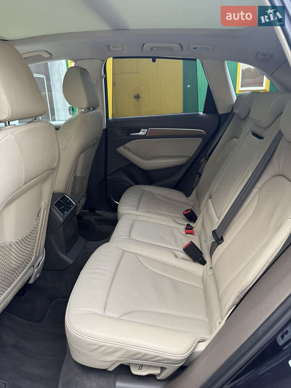 Позашляховик / Кросовер Audi Q5 2013 в Луцьку