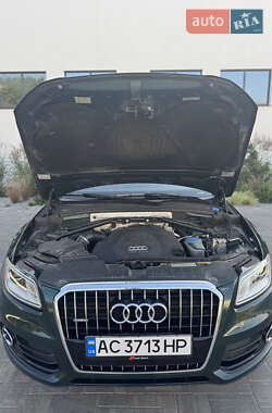 Позашляховик / Кросовер Audi Q5 2013 в 