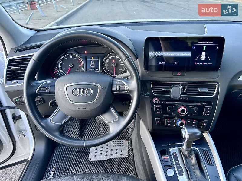 Позашляховик / Кросовер Audi Q5 2016 в Одесі