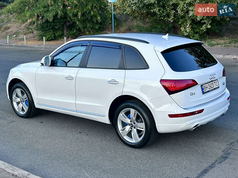 Позашляховик / Кросовер Audi Q5 2016 в Одесі