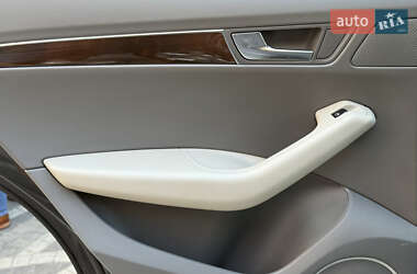 Внедорожник / Кроссовер Audi Q5 2010 в 