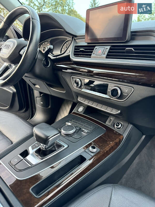 Внедорожник / Кроссовер Audi Q5 2019 в Самборе фото 27 Внедорожник / Кроссовер Audi Q5 2019 в Самборе