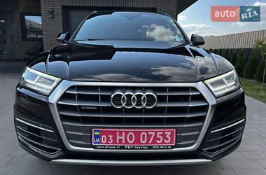 Внедорожник / Кроссовер Audi Q5 2018 в Луцке