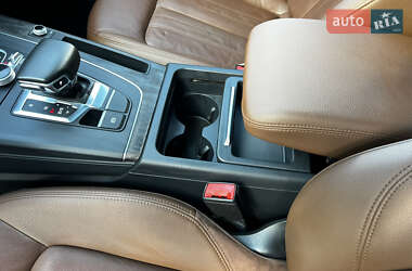 Внедорожник / Кроссовер Audi Q5 2018 в 
