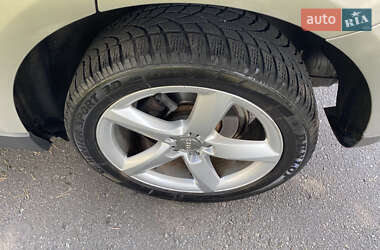 Внедорожник / Кроссовер Audi Q5 2012 в 