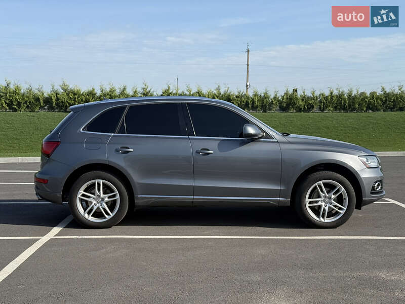 Внедорожник / Кроссовер Audi Q5 2013 в Житомире