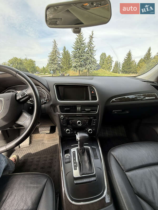 Внедорожник / Кроссовер Audi Q5 2013 в Дубно