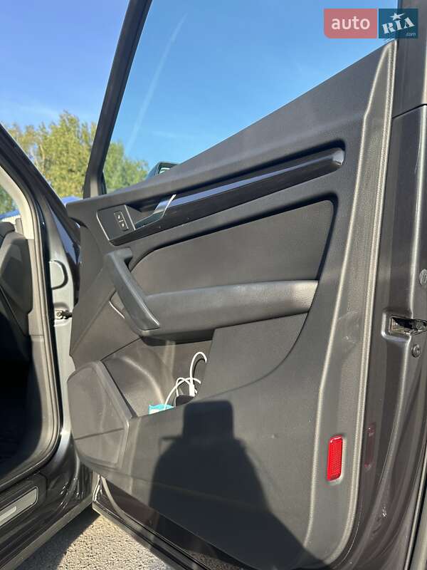 Позашляховик / Кросовер Audi Q5 2018 в Славуті фото 18 Позашляховик / Кросовер Audi Q5 2018 в Славуті