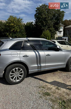 Внедорожник / Кроссовер Audi Q5 2015 в 