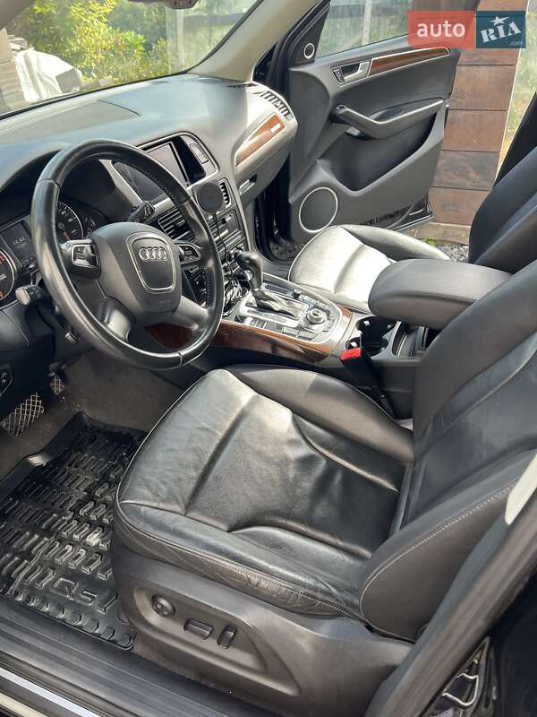 Внедорожник / Кроссовер Audi Q5 2011 в Львове