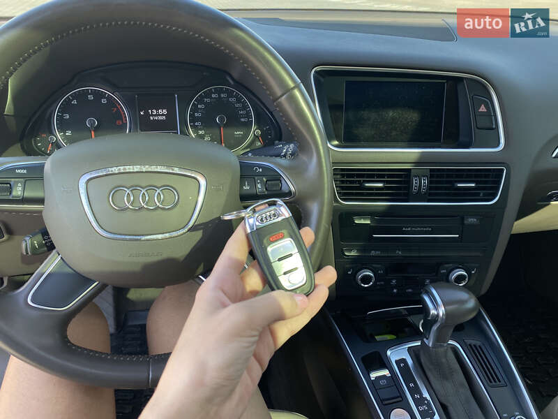 Внедорожник / Кроссовер Audi Q5 2017 в Одессе