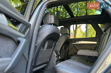 Внедорожник / Кроссовер Audi Q5 2024 в 