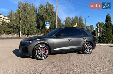 Внедорожник / Кроссовер Audi Q5 2024 в 