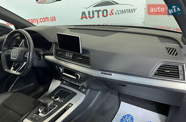 Внедорожник / Кроссовер Audi Q5 2018 в 