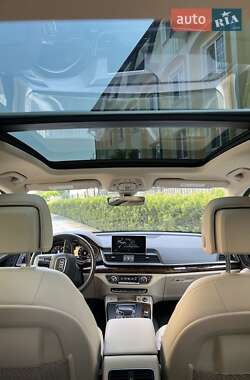 Внедорожник / Кроссовер Audi Q5 2018 в Стрые