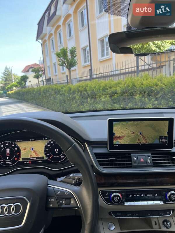 Внедорожник / Кроссовер Audi Q5 2018 в Стрые