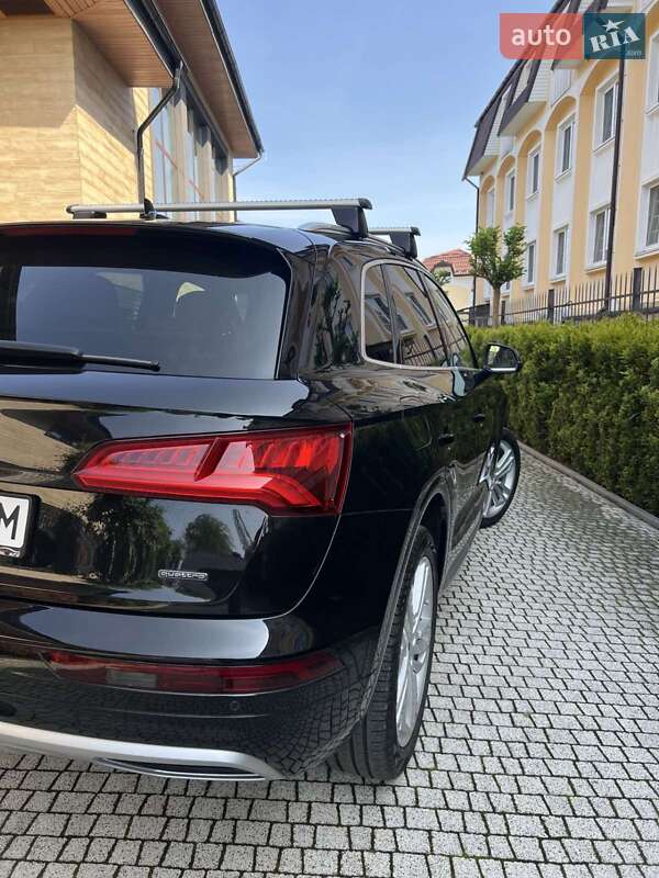 Внедорожник / Кроссовер Audi Q5 2018 в Стрые