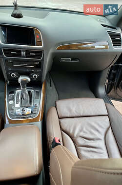 Внедорожник / Кроссовер Audi Q5 2014 в 